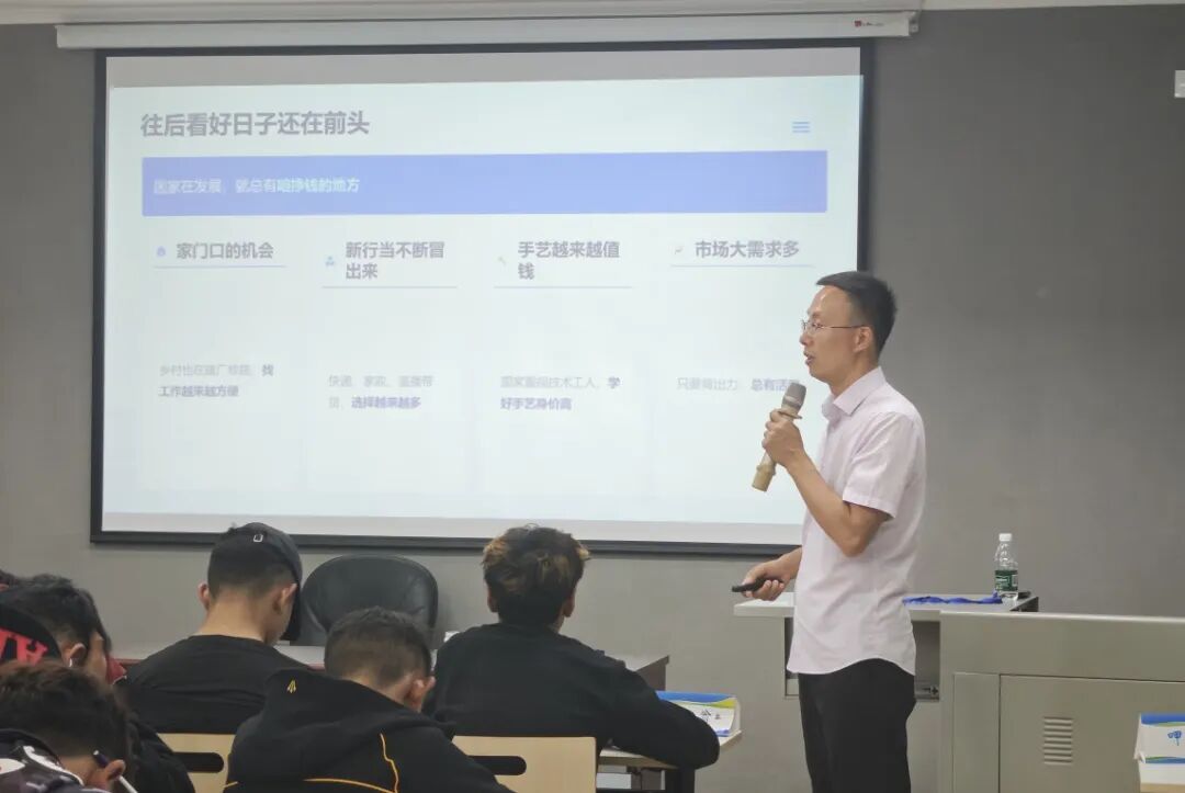 微信图片_2026-10-15_135710_551.jpg